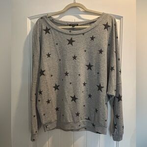 William B size medium gray and black star crew neck long sleeve sweatshirt